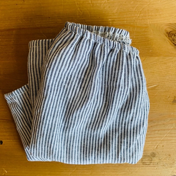 LAST CHANCE 5 for $25💗 NWOT John Galt Seersucker Strapless Crop Top💙🤍💙 - Picture 7 of 10